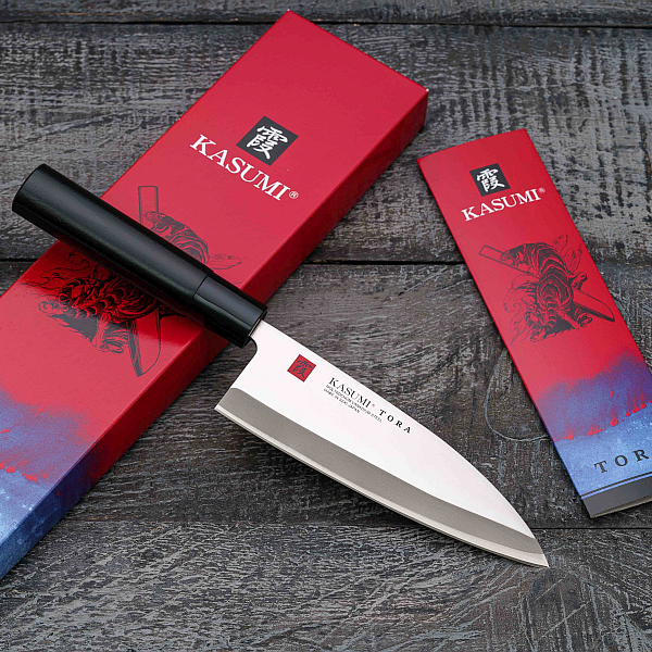 Kasumi Tora noz knife Deba K 36850 box