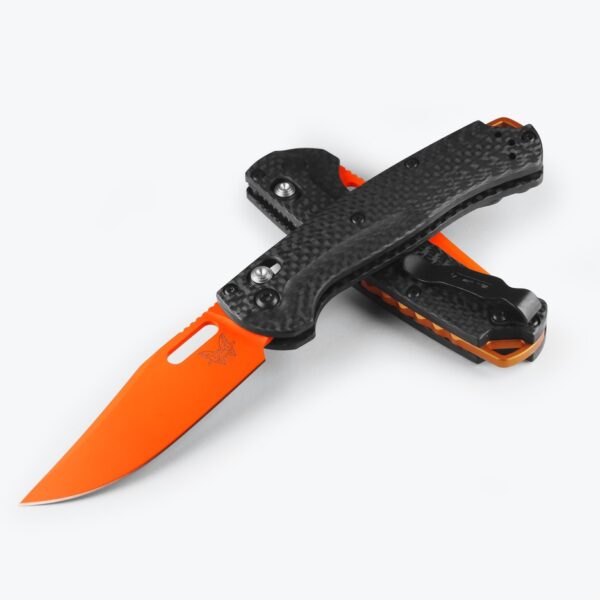 15533OR 01 benchmade mini taggedout magnacut carbon fibre noz