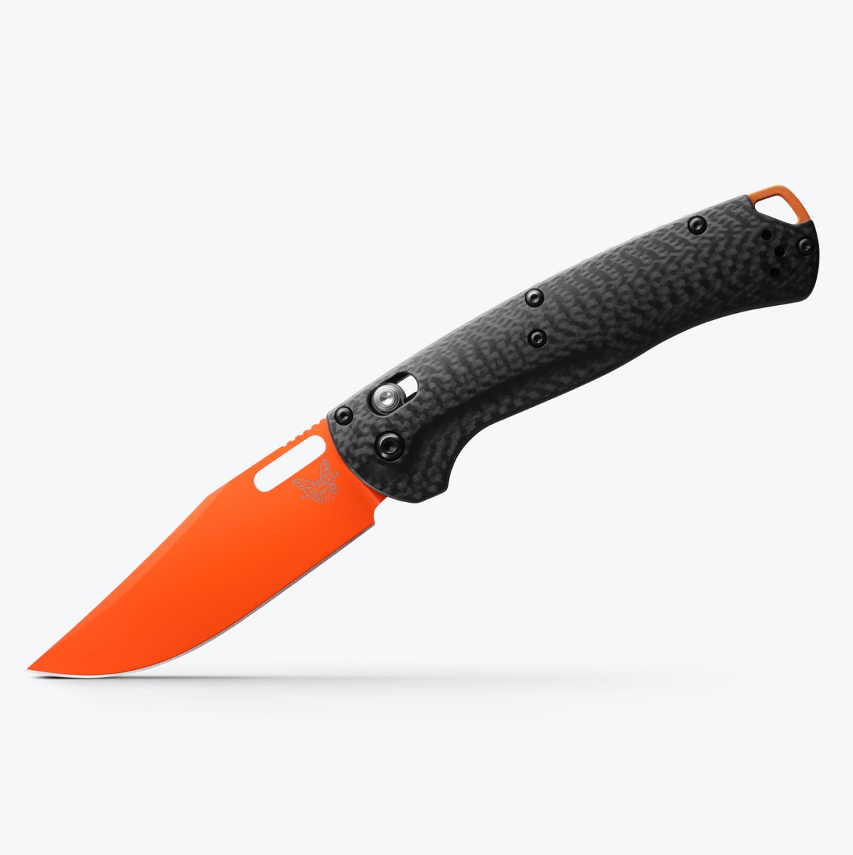 15535OR 01 benchmade taggedout noz magnacut carbon fiber sklopivi